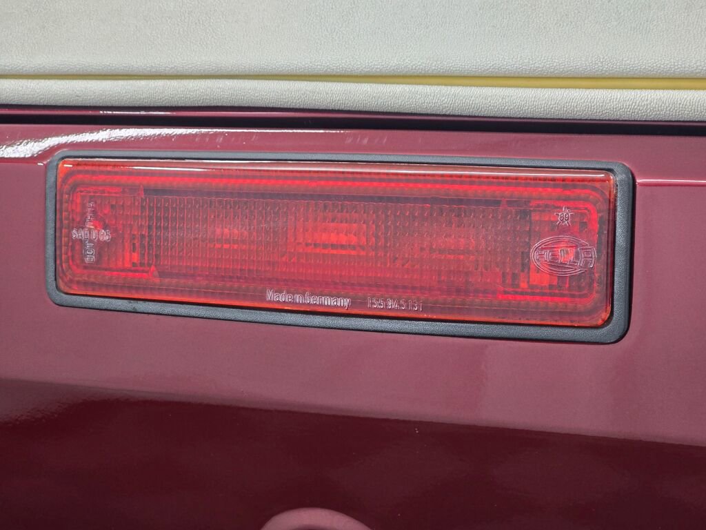 Used 1990 Volkswagen Cabriolet FWD image 28