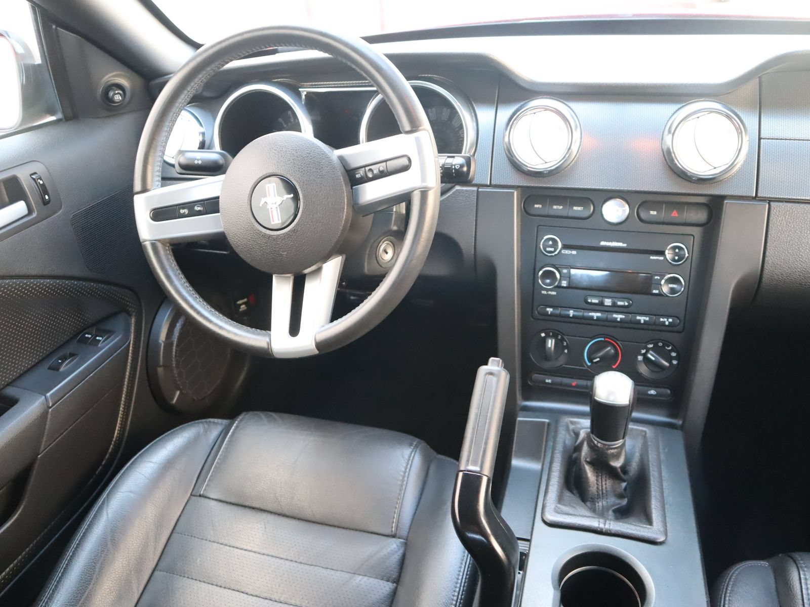 Used 2008 Ford Mustang GT RWD image 37
