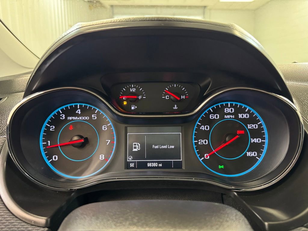 Used 2017 Chevrolet Cruze LS FWD image 27