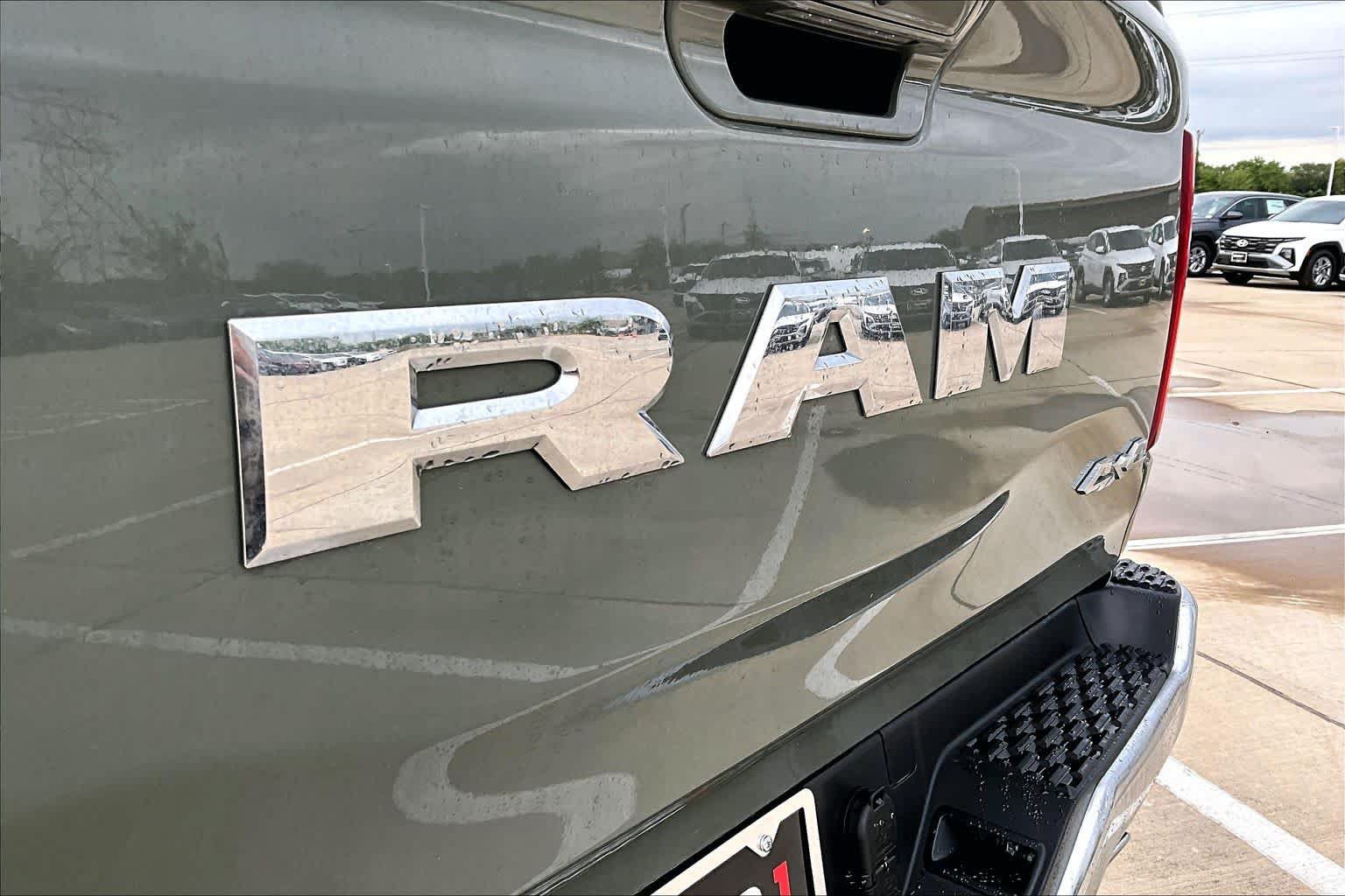Used 2026 RAM 1500 Laramie AWD/4WD image 10