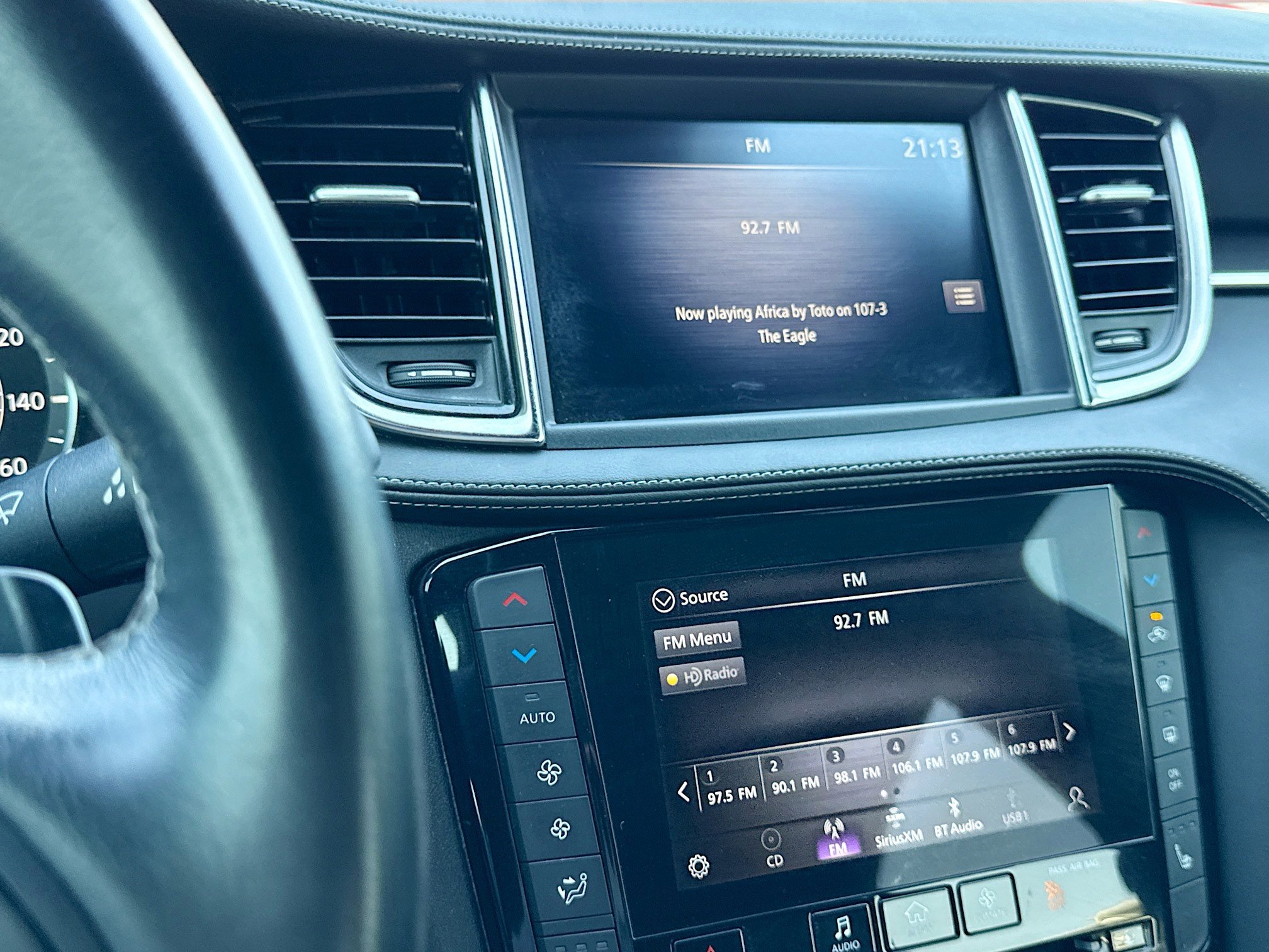 Used 2022 INFINITI QX55 Luxe w/ Cargo Package AWD/4WD image 28