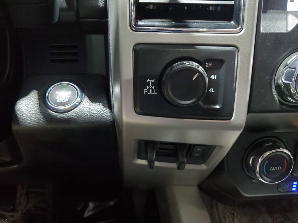 Used 2019 Ford F250 Lariat w/ Lariat Ultimate Package image 32