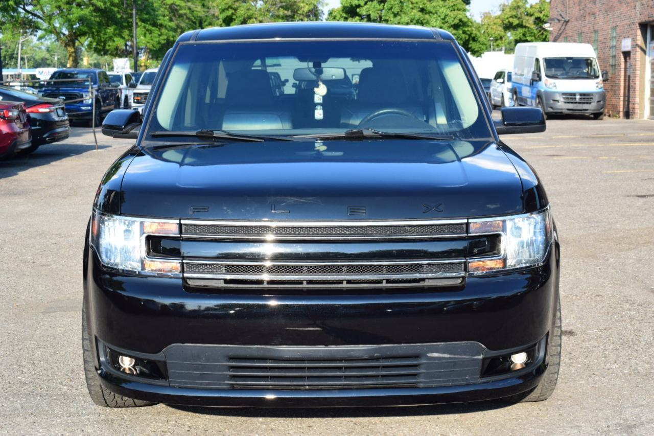 Used 2019 Ford Flex SEL w/ Equipment Group 202A AWD/4WD image 3