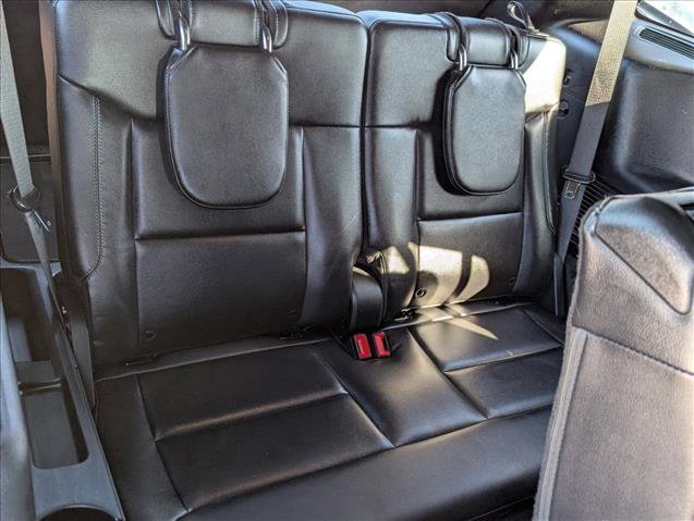 Used 2020 Ford Explorer XLT w/ Equipment Group 202A image 20