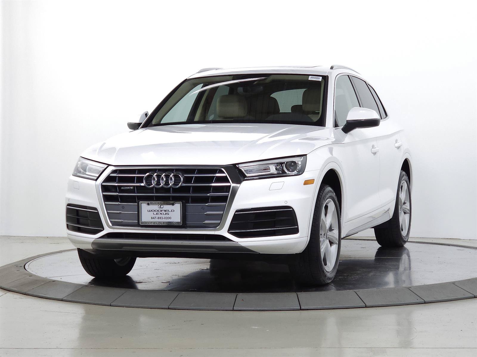 Used 2020 Audi Q5 2.0T Premium w/ Convenience Package AWD/4WD video 3