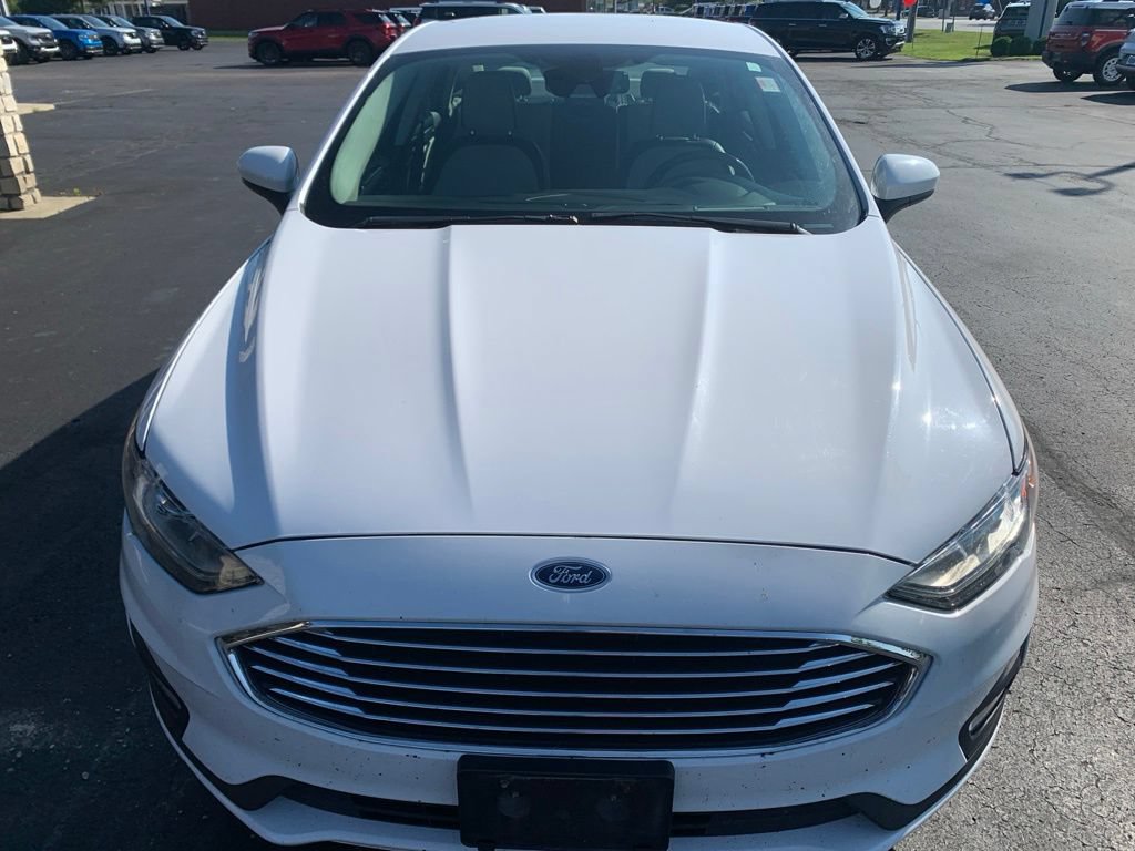 Used 2020 Ford Fusion SE w/ Equipment Group 151A FWD image 9