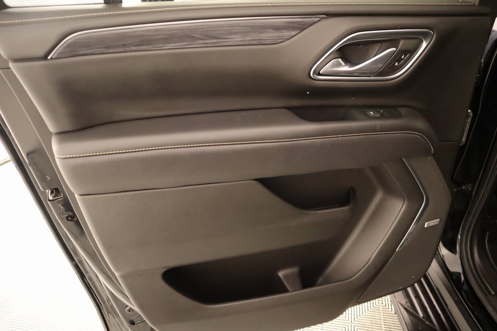 Used 2021 GMC Yukon XL SLT image 16