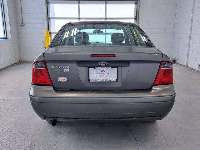 Used 2007 Ford Focus SE FWD image 6
