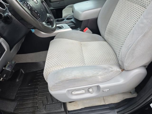 Used 2011 Toyota Tundra Grade w/ SR5 Pkg image 17