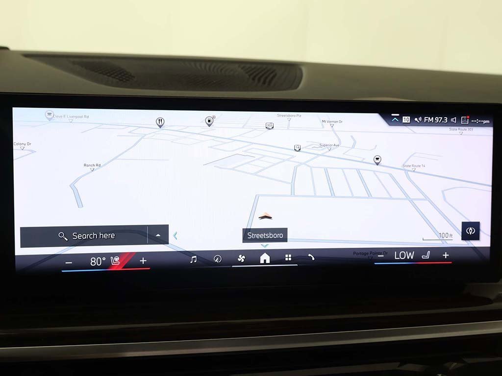 Used 2024 BMW X7 xDrive40i w/ Executive Package image 51