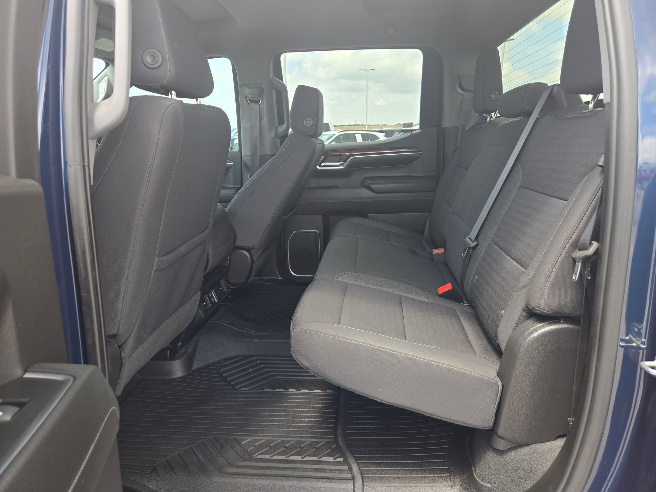 Certified 2023 Chevrolet Silverado 1500 RST w/ Z71 Off-Road Package AWD/4WD image 13