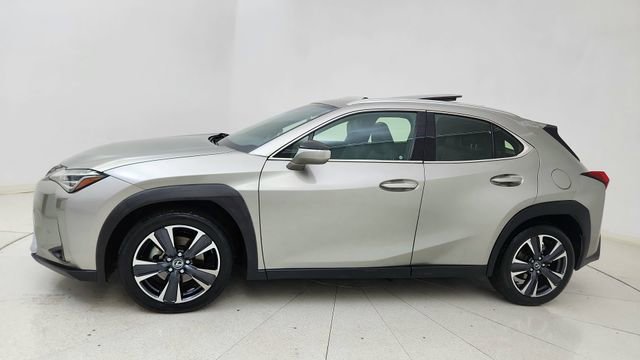 Used 2019 Lexus UX 200 FWD image 3