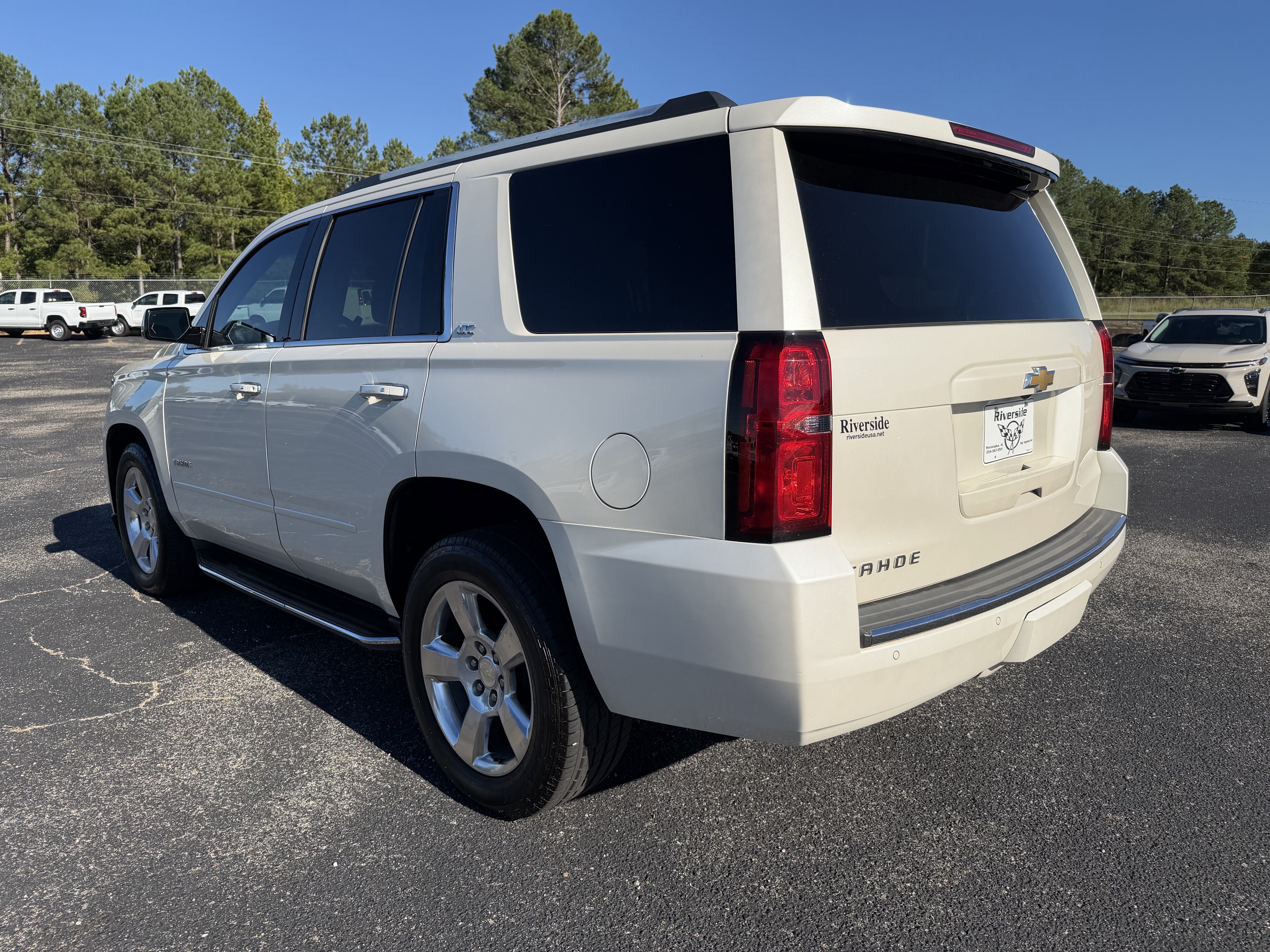 Used 2015 Chevrolet Tahoe LTZ RWD image 4