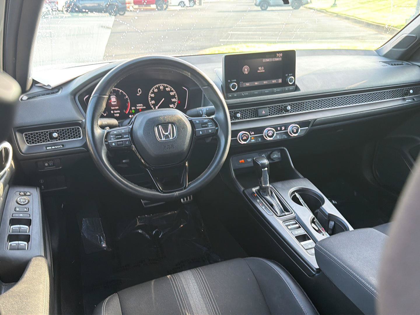 Used 2023 Honda Civic Sport image 18