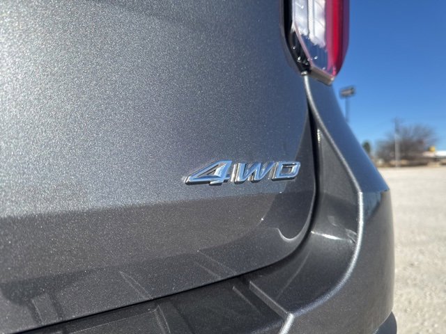 Used 2025 Ford Explorer ST-Line w/ ST-Line Street Pack image 11
