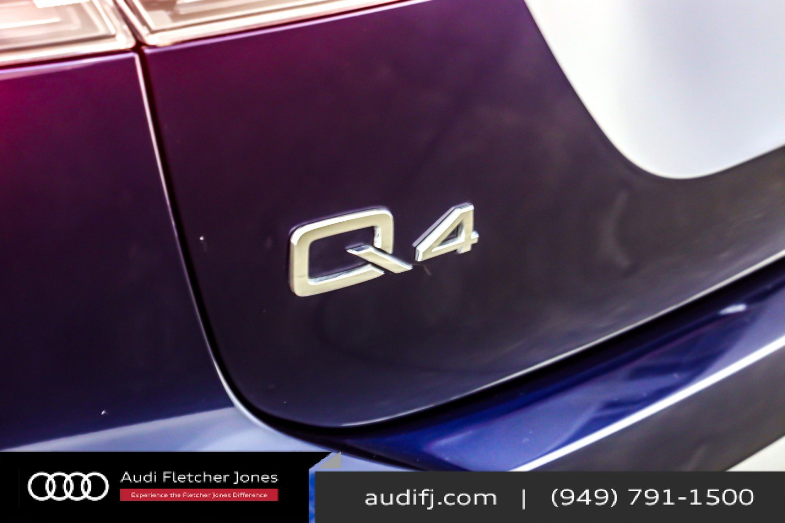 Used 2024 Audi Q4 e-tron Prestige w/ Black Optic Plus Package image 10