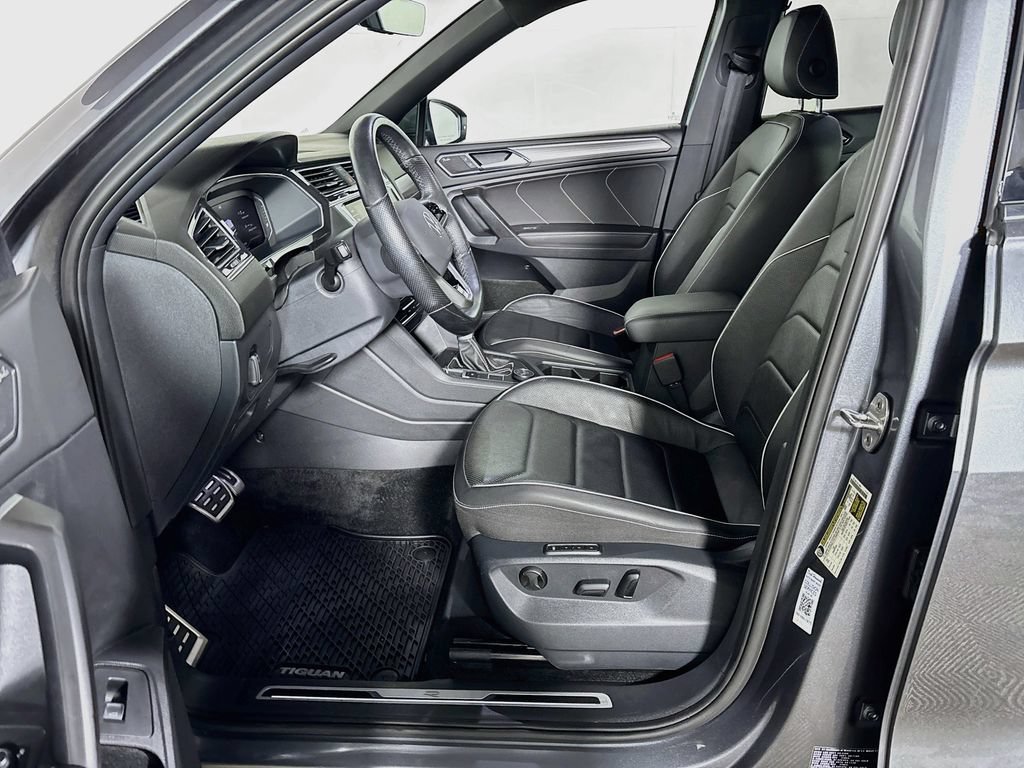 Certified 2023 Volkswagen Tiguan SEL R-Line AWD/4WD image 12