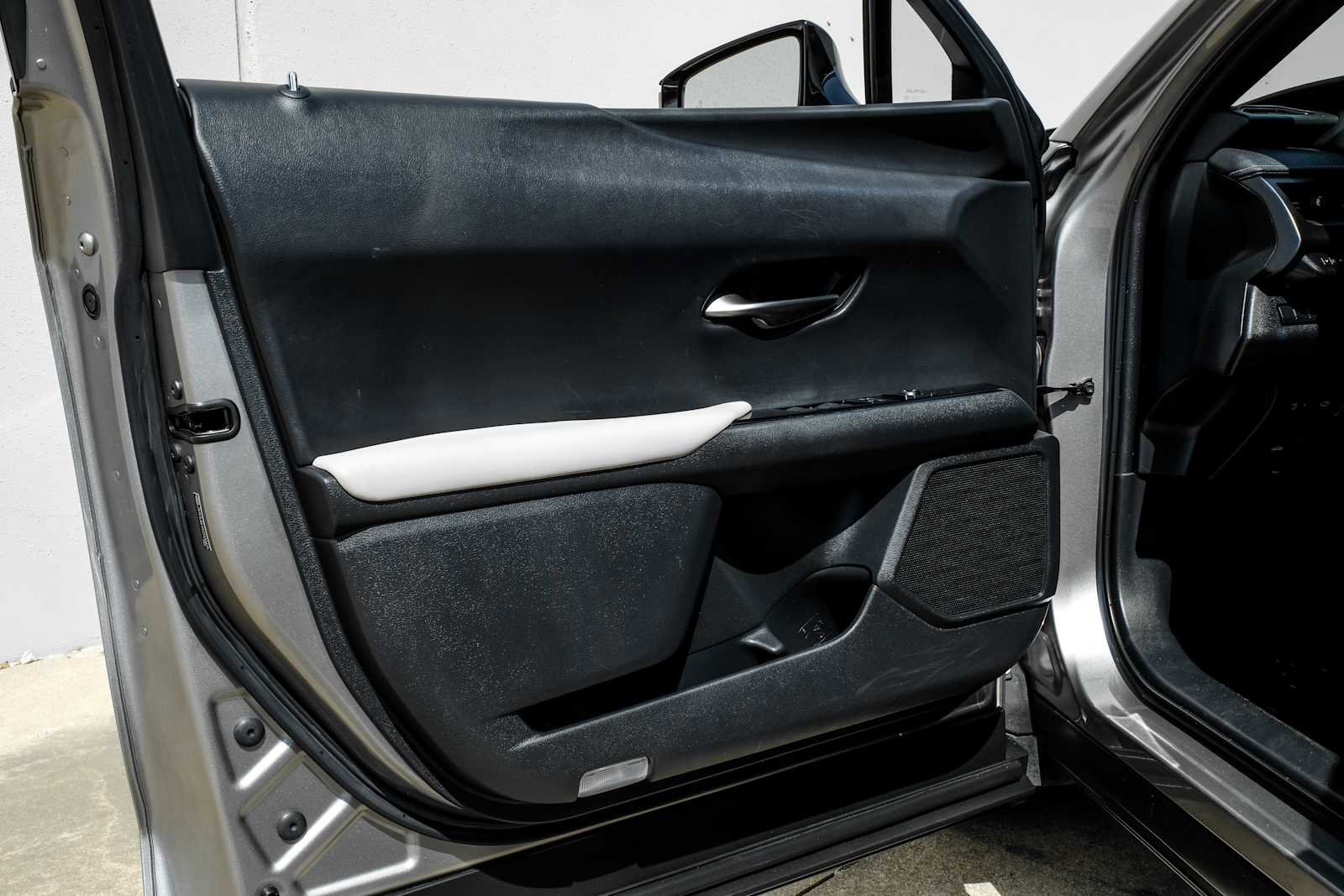 Used 2019 Lexus UX 200 image 42