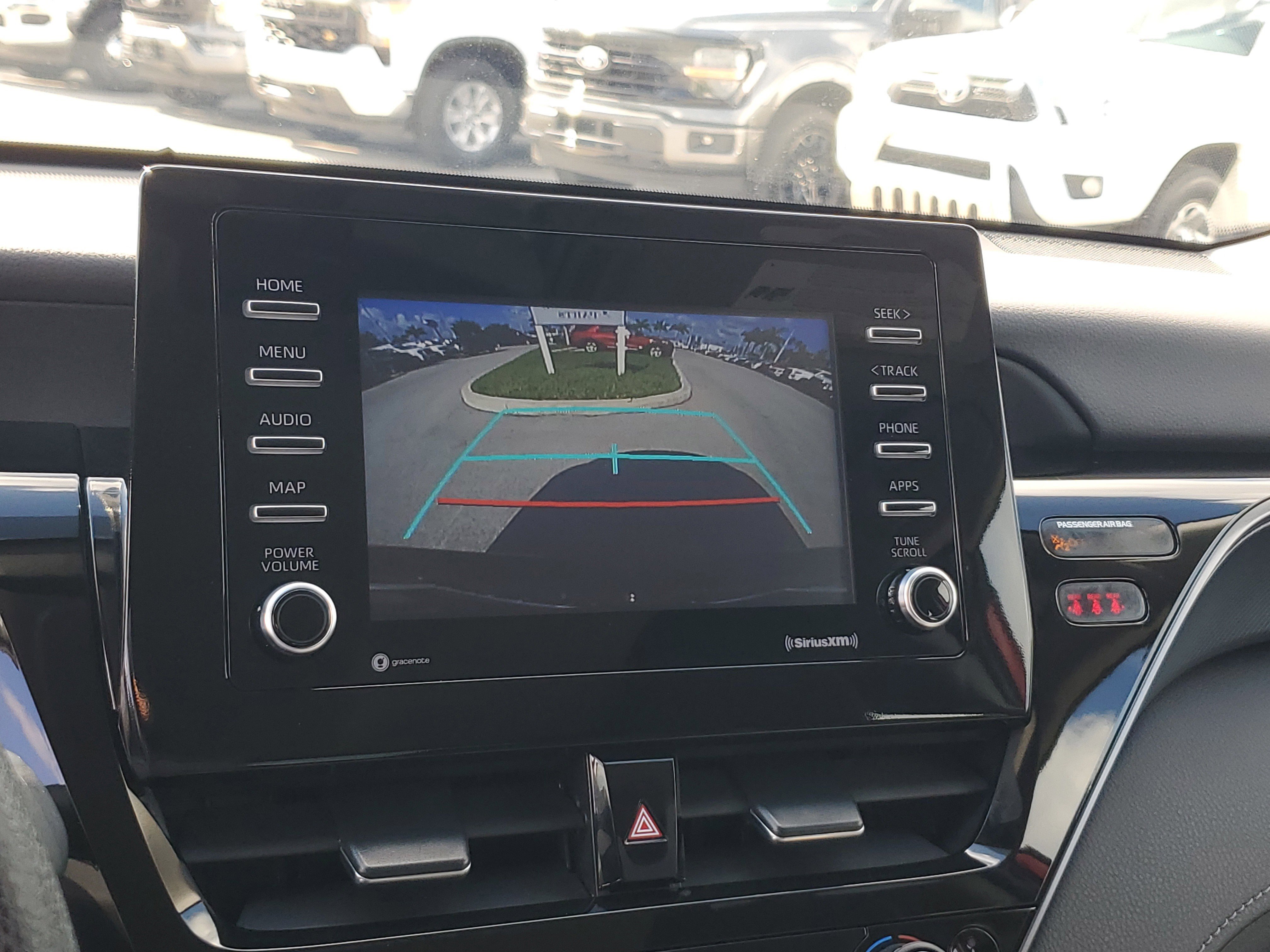 Used 2023 Toyota Camry LE image 10