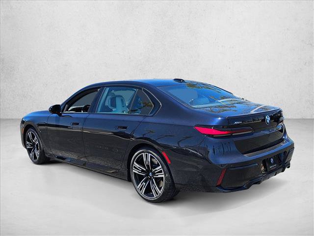 Used 2026 BMW 750e xDrive AWD/4WD image 8
