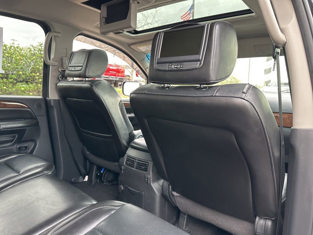 Used 2014 Nissan Armada 4WD image 31