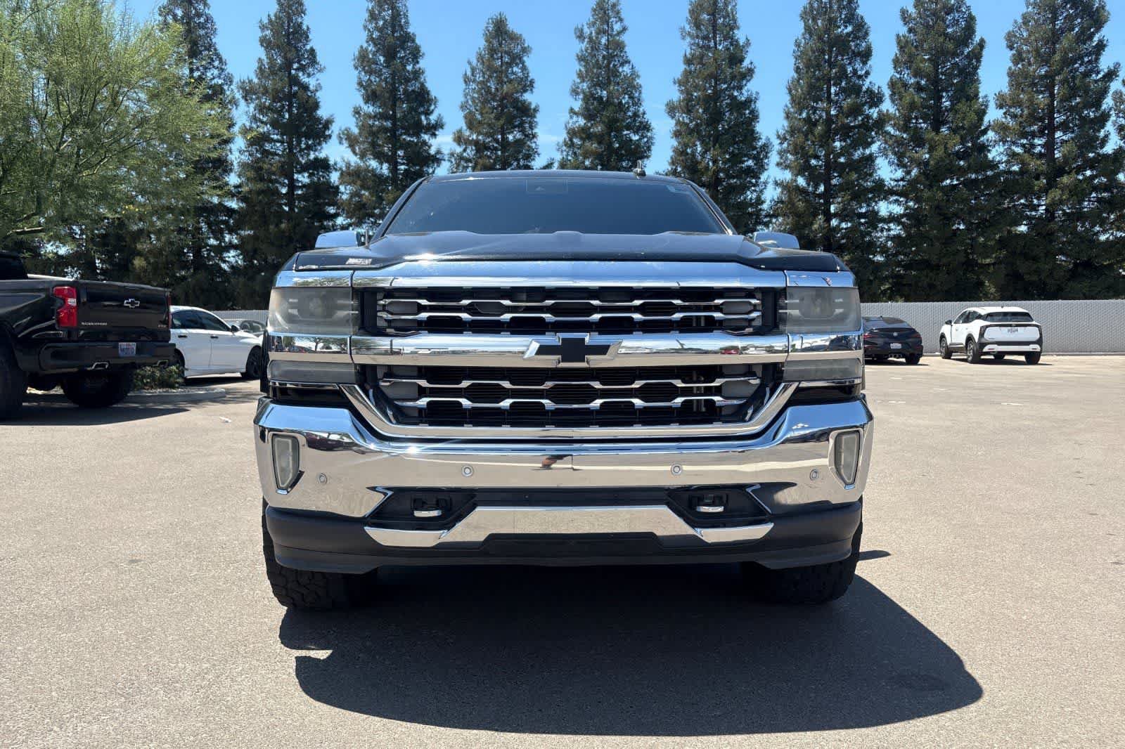 Used 2016 Chevrolet Silverado 1500 LTZ w/ LTZ Plus Package AWD/4WD image 11