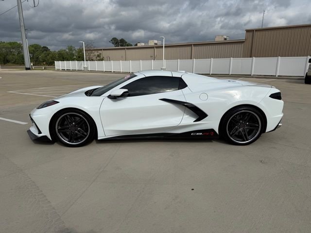 Used 2021 Chevrolet Corvette Stingray Premium Conv w/ Z51 Performance Package image 3