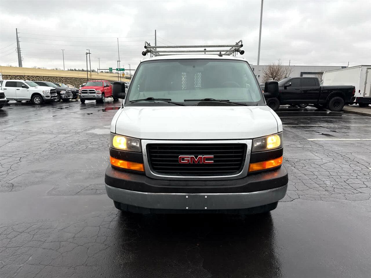 Used 2021 GMC Savana 2500 w/ Driver Convenience Package image 3
