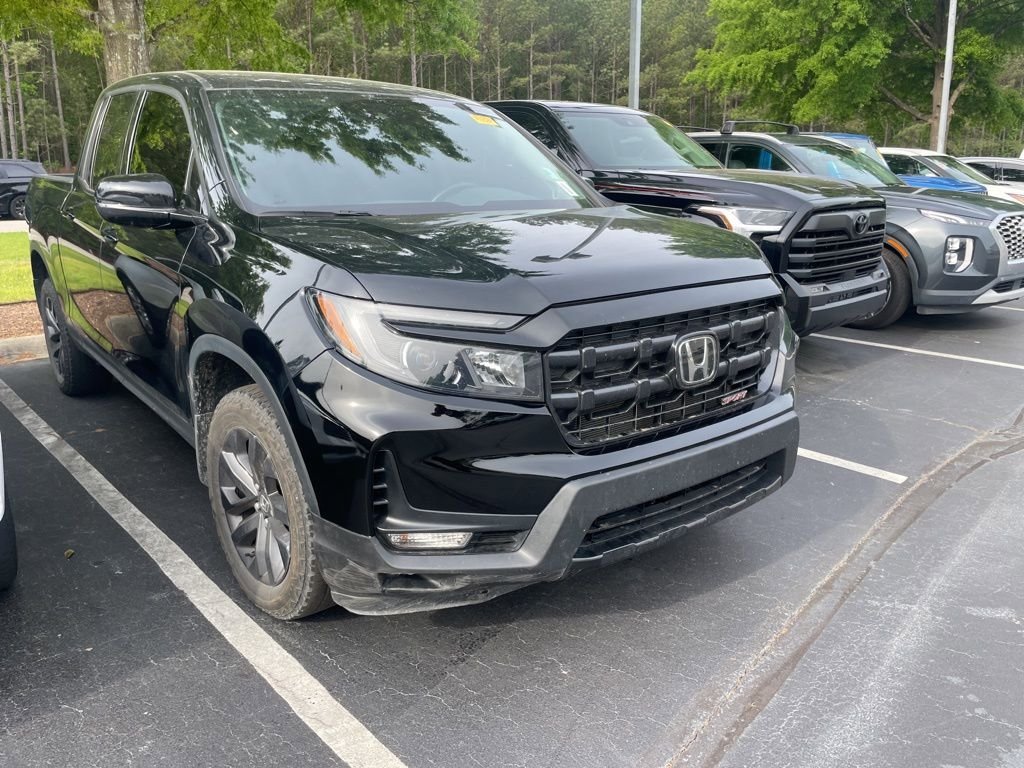 Used 2024 Honda Ridgeline Sport image 2