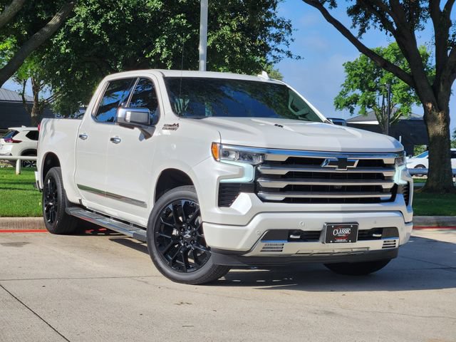 Used 2025 Chevrolet Silverado 1500 High Country w/ High Country Premium Package AWD/4WD video 2