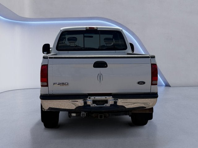 Used 2005 Ford F250 XLT AWD/4WD image 4