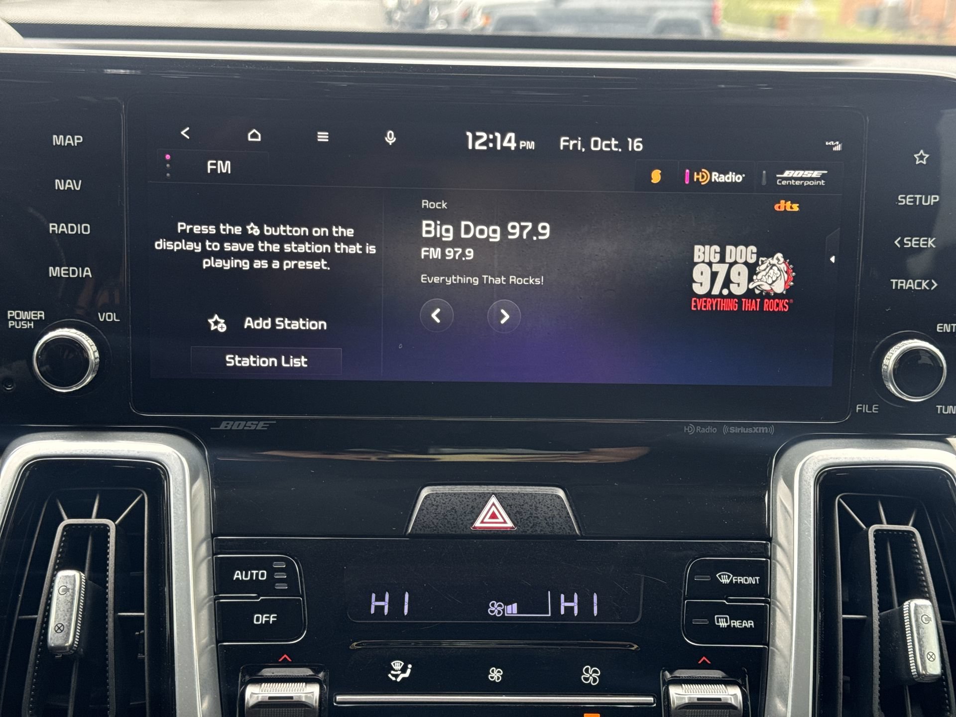 Used 2023 Kia Sorento SX AWD/4WD image 16