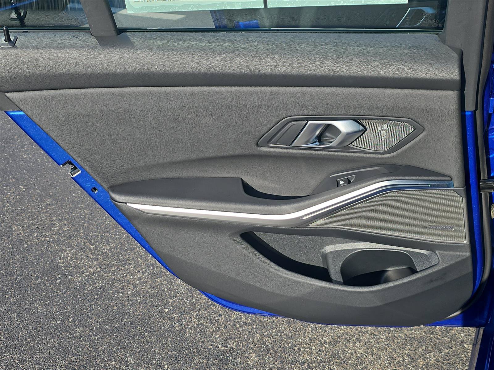 Used 2025 BMW M340i Sedan RWD image 9