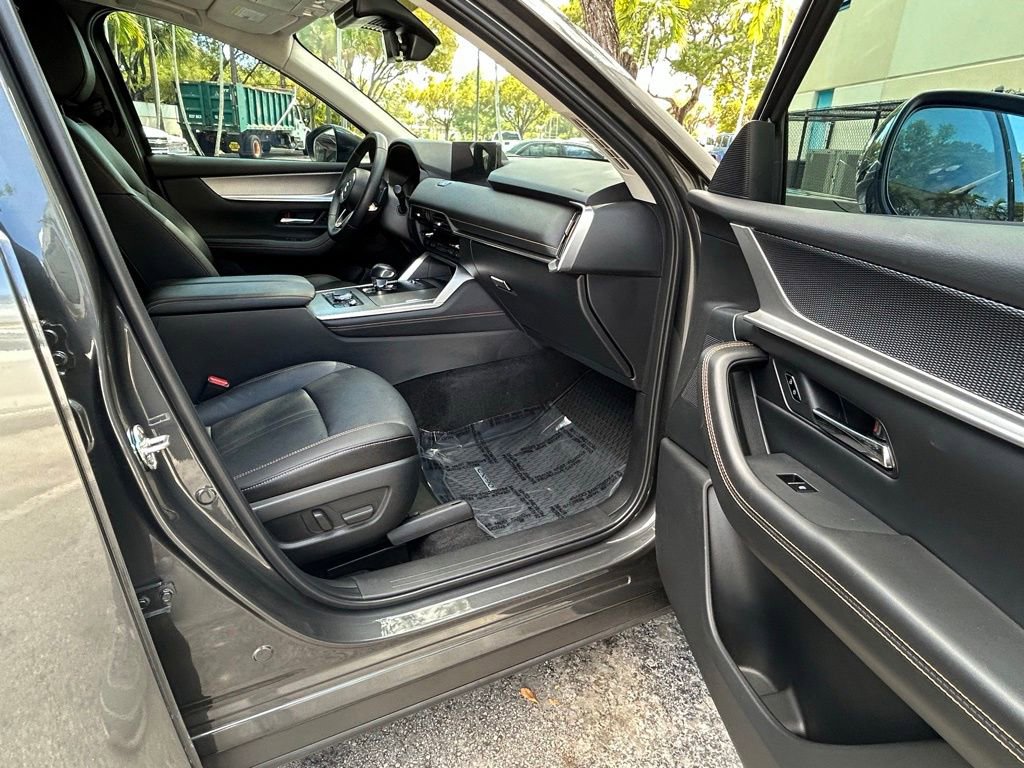 Used 2025 MAZDA CX-90 3.3 Turbo w/ Preferred Package image 32