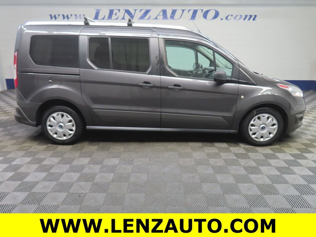 Used 2018 Ford Transit Connect XLT image 2
