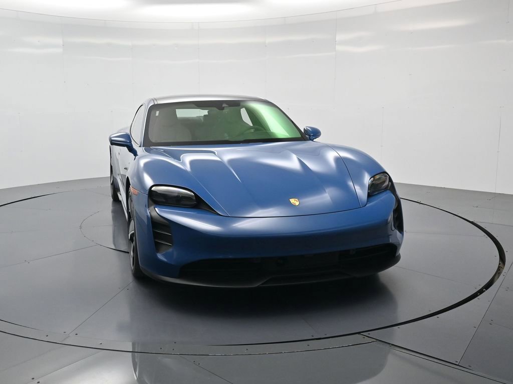 Used 2024 Porsche Taycan GTS image 33