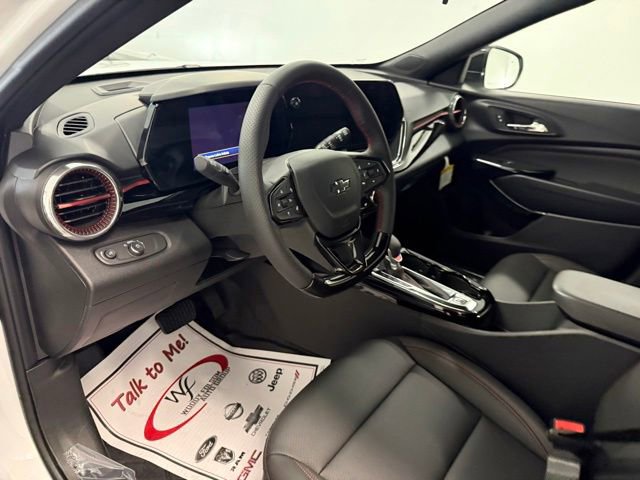 New 2026 Chevrolet Trax RS w/ Sunroof Package FWD image 11