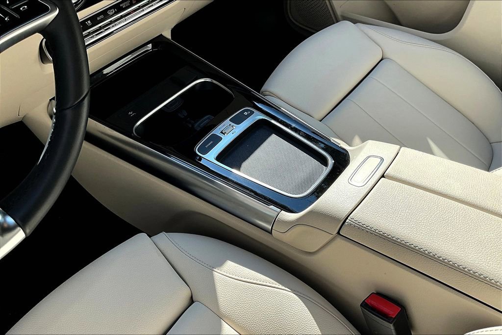 Used 2025 Mercedes-Benz GLA 250 4MATIC image 14