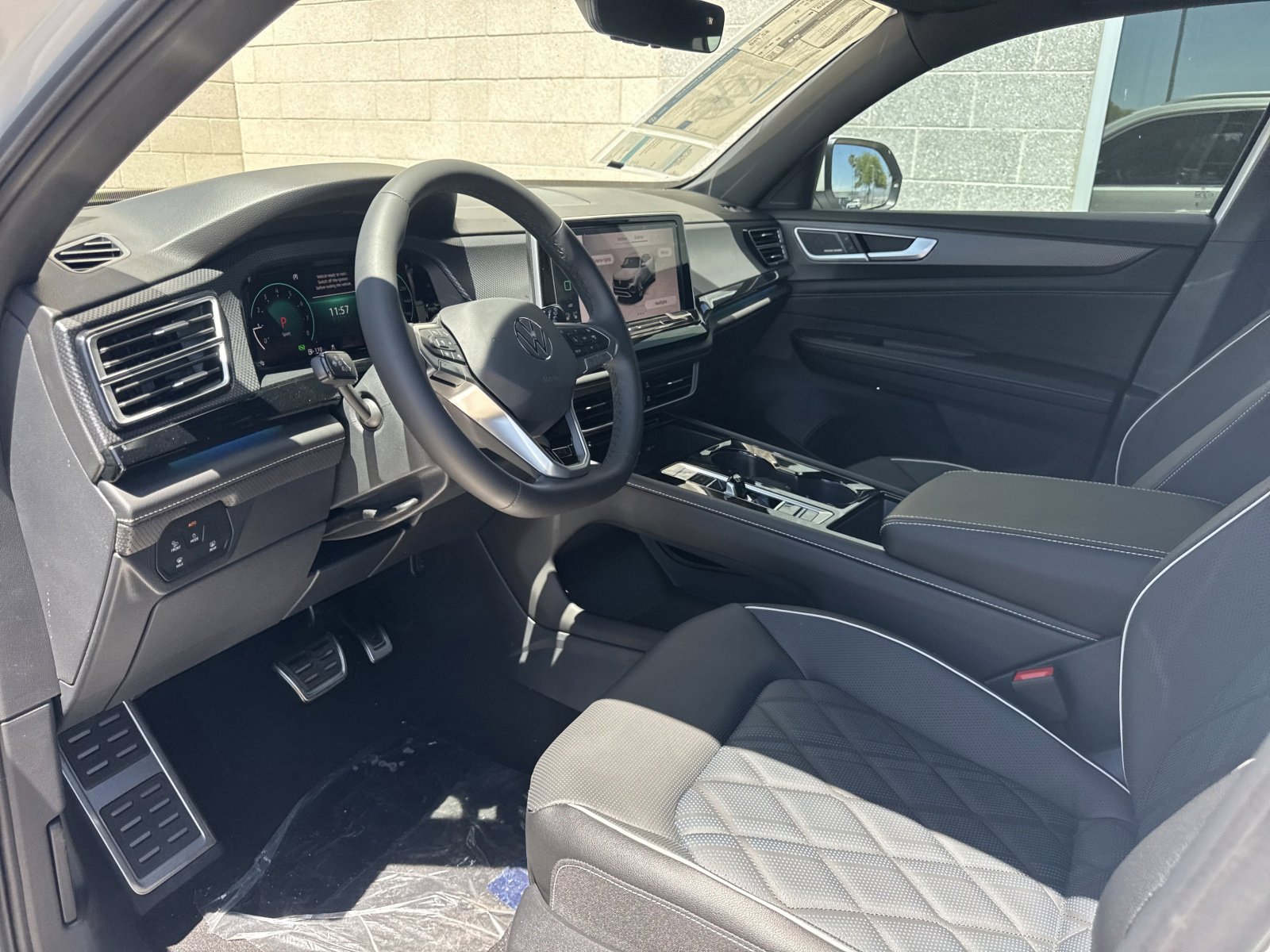 New 2026 Volkswagen Atlas Cross Sport SEL Premium R-Line AWD/4WD image 15