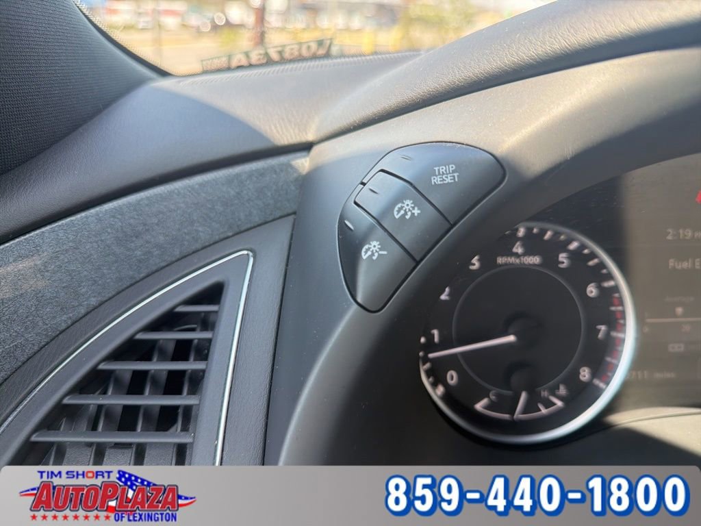 Used 2023 Nissan Armada SL w/ Midnight Edition Package RWD image 33