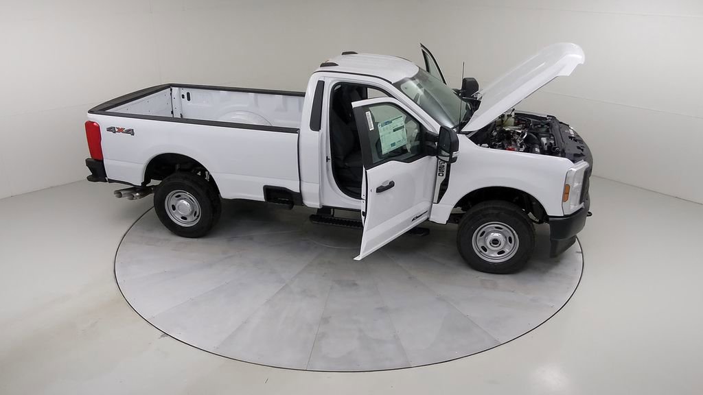 New 2026 Ford F250 XL w/ F-250 >10K GVWR Package image 44