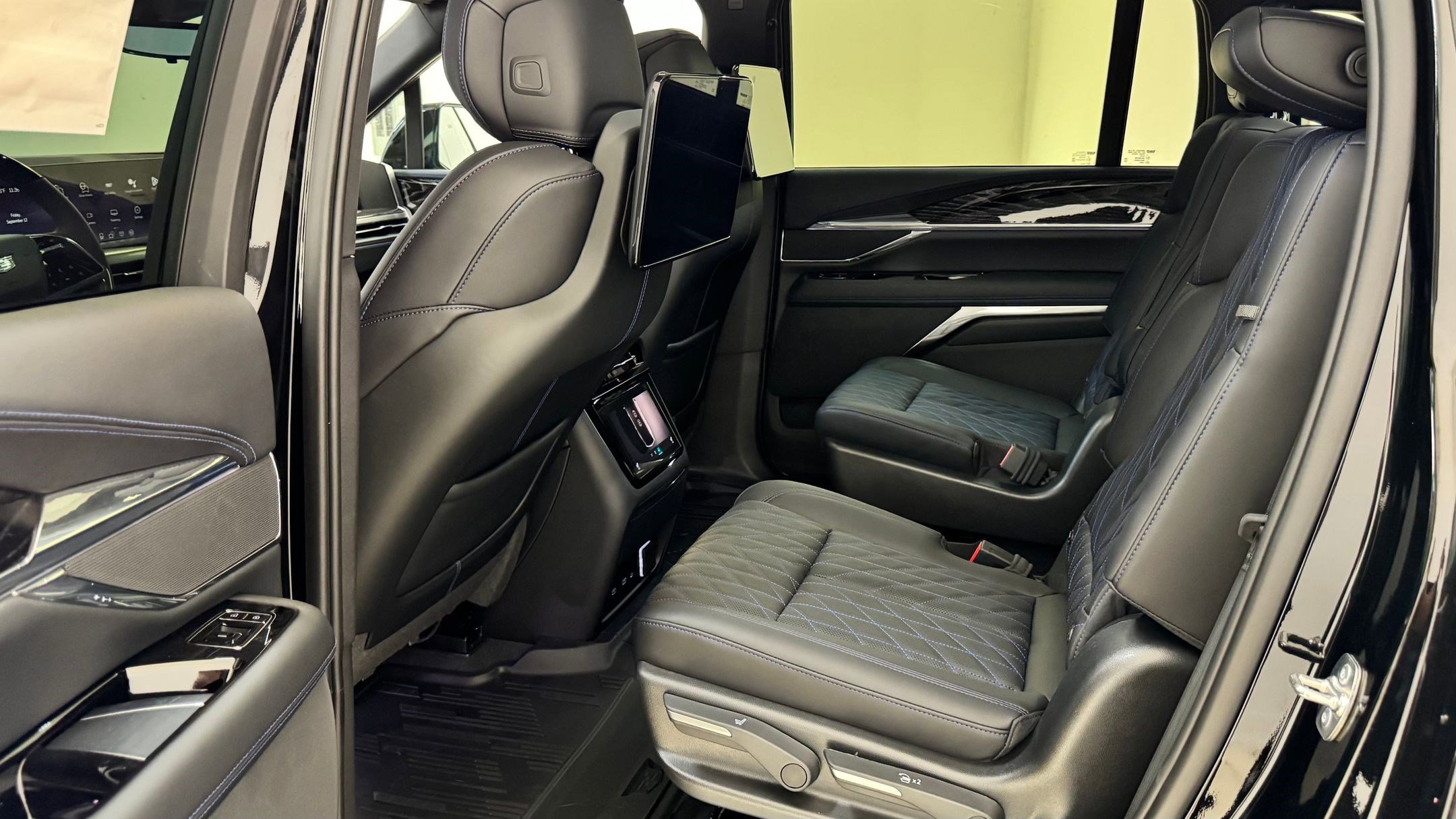 New 2026 Cadillac Escalade IQ Sport 1 image 15