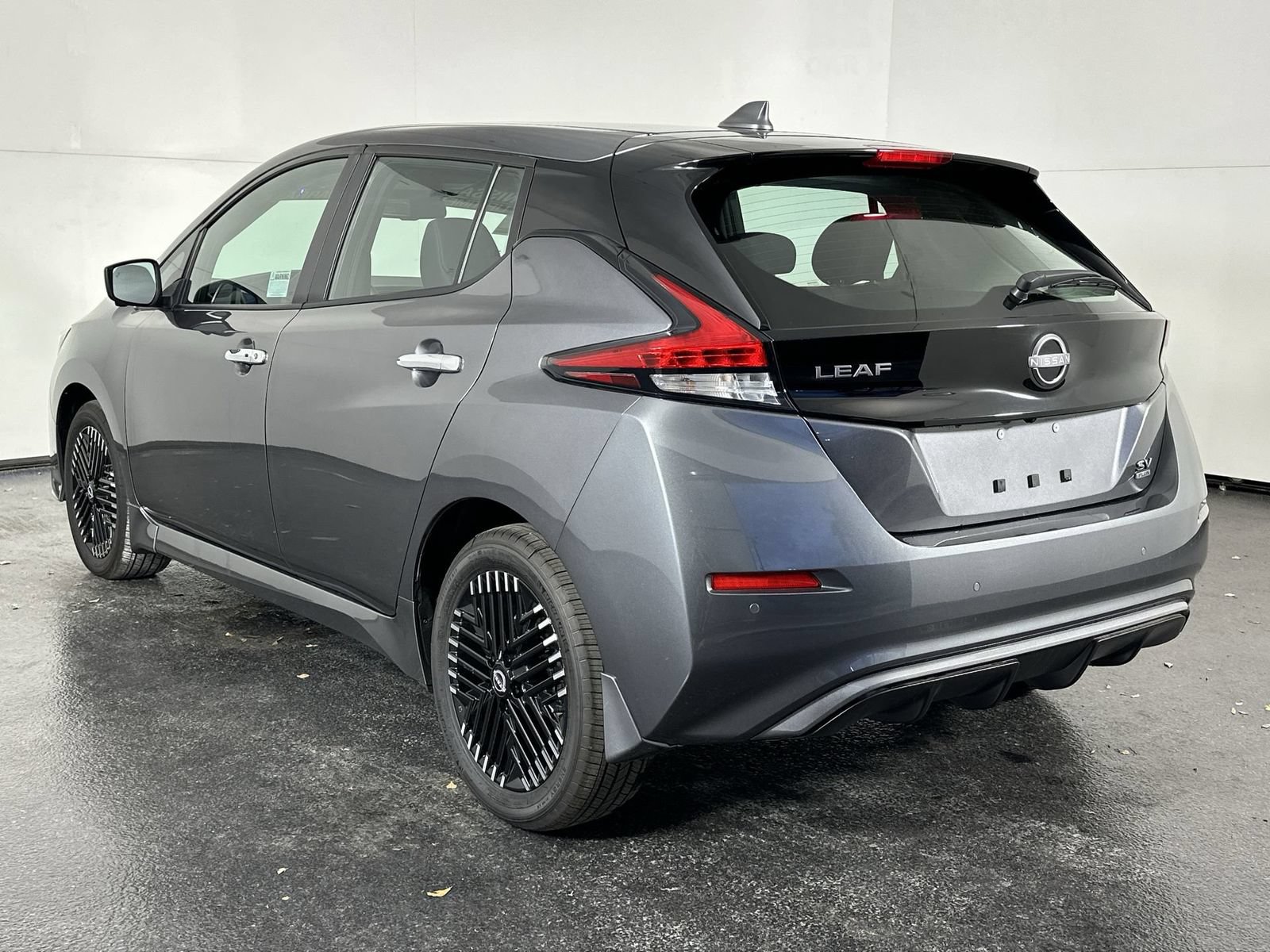 New 2025 Nissan Leaf SV Plus FWD image 6