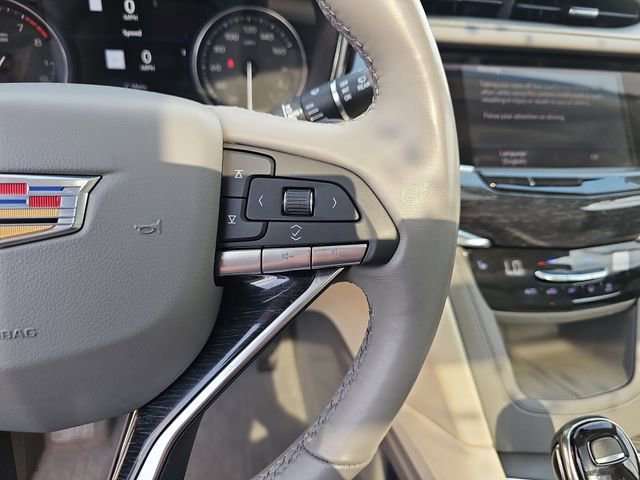 Used 2021 Cadillac XT6 Premium Luxury FWD image 20