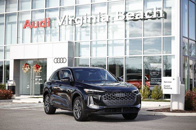 Certified 2025 Audi Q5 Premium Plus w/ Premium Plus image 1