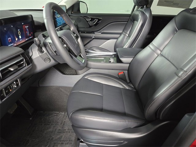 New 2025 Lincoln Aviator AWD w/ Jet Appearance Package image 13