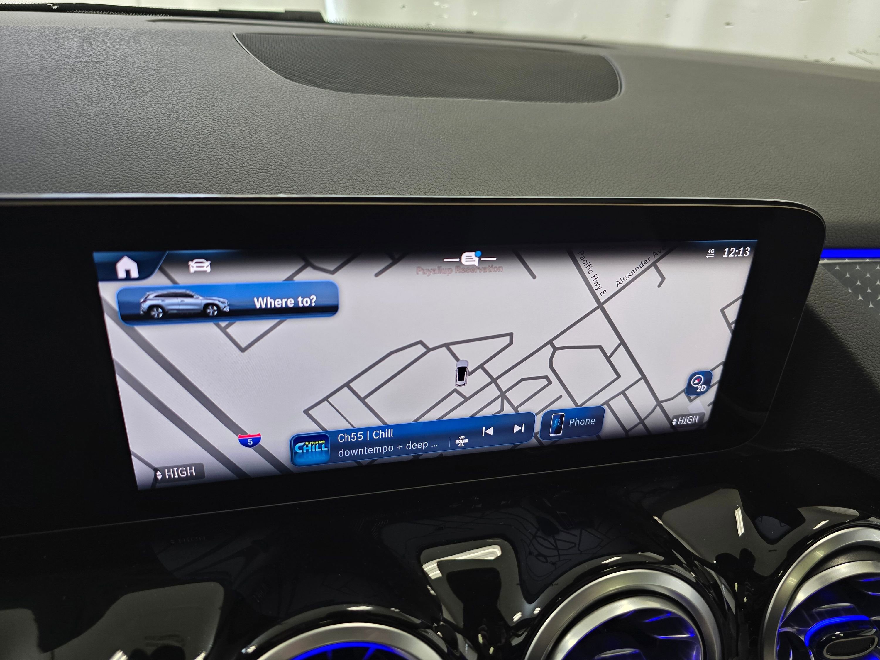 Used 2025 Mercedes-Benz GLA 250 4MATIC image 38