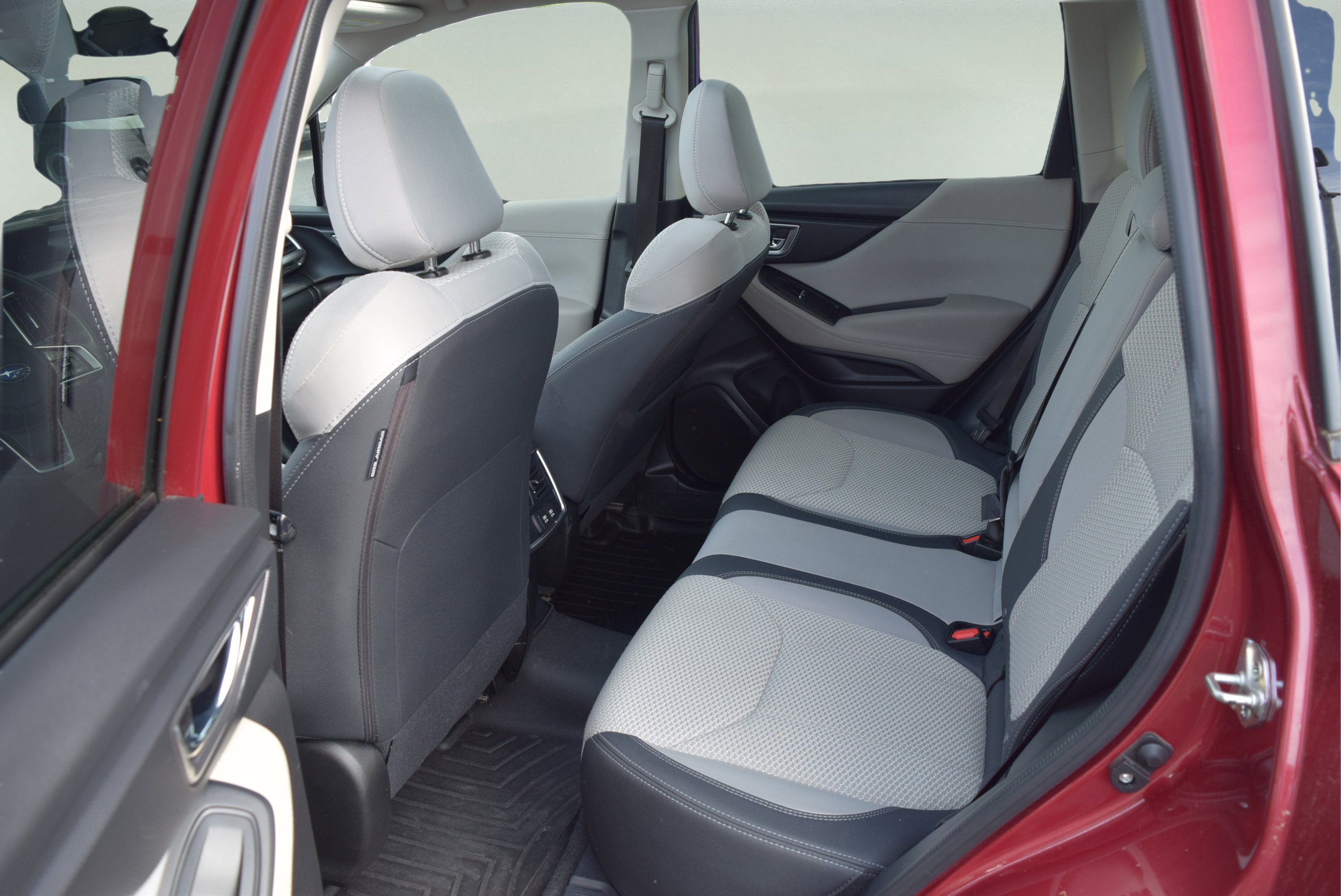 Used 2019 Subaru Forester Premium w/ All-Weather Package AWD/4WD image 8