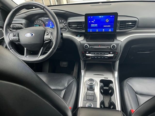 Used 2020 Ford Explorer XLT w/ Equipment Group 202A image 21