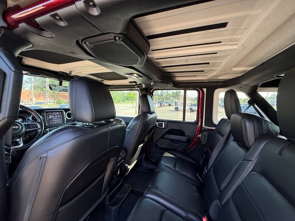 Used 2021 Jeep Wrangler Unlimited Sahara AWD/4WD image 23